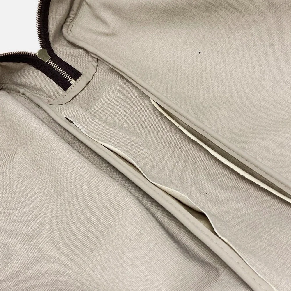 Louis Vuitton Bag - Picture 10 of 16